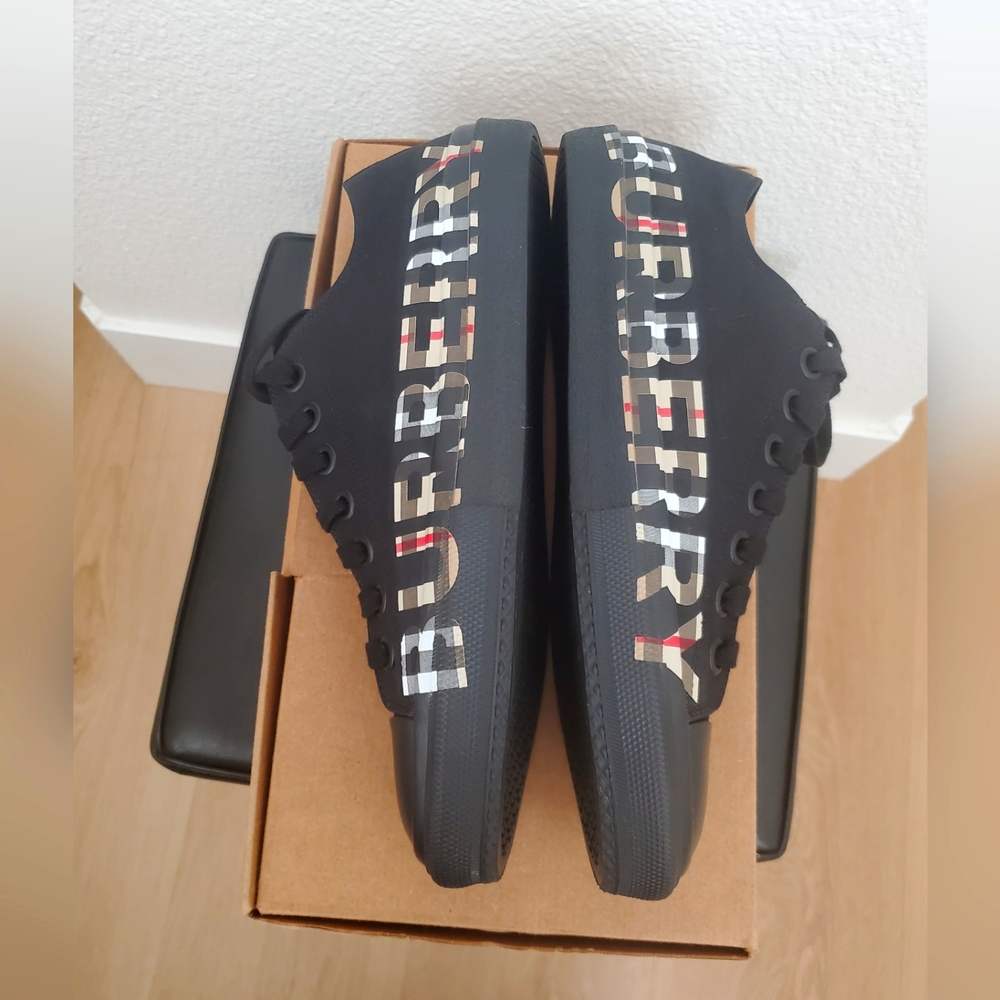 BURBERRY Black Canvas Larkhall Sneakers Size 43.5. - Picture 5 of 13